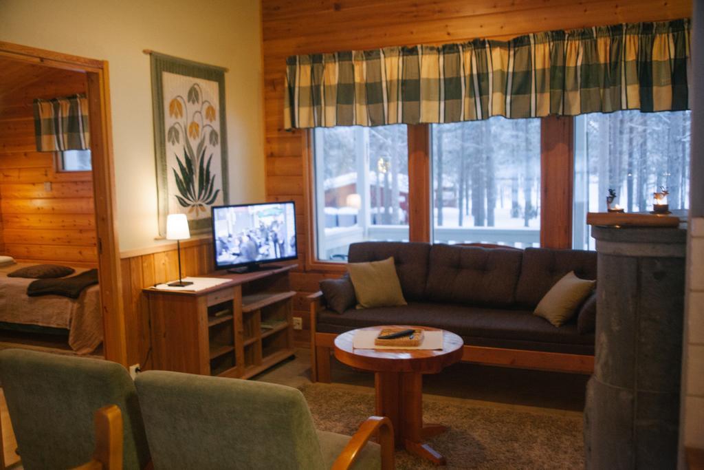Petaejaekylae Villa Kuusamo Szoba fotó