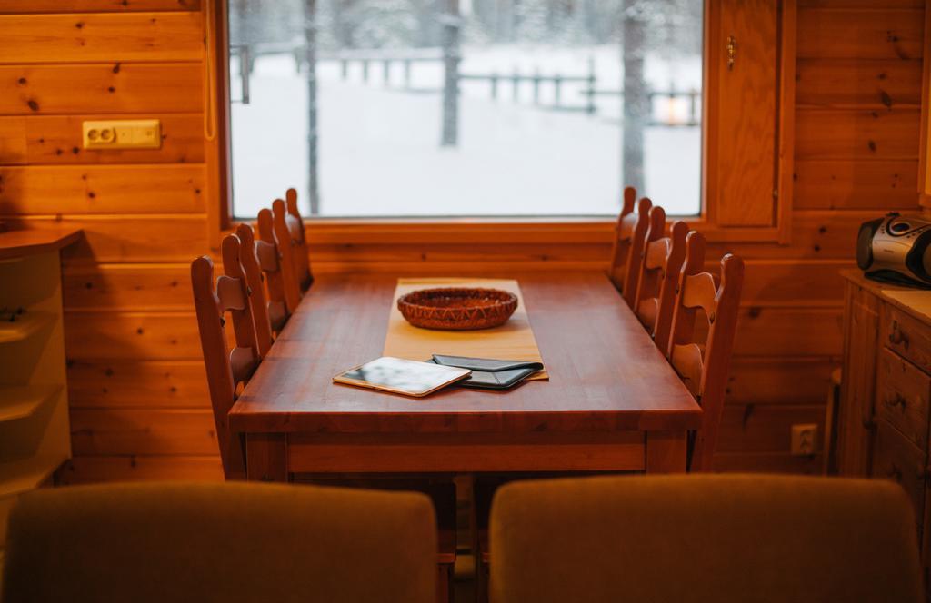 Petaejaekylae Villa Kuusamo Szoba fotó