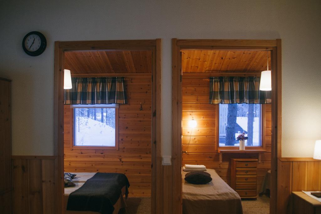 Petaejaekylae Villa Kuusamo Szoba fotó